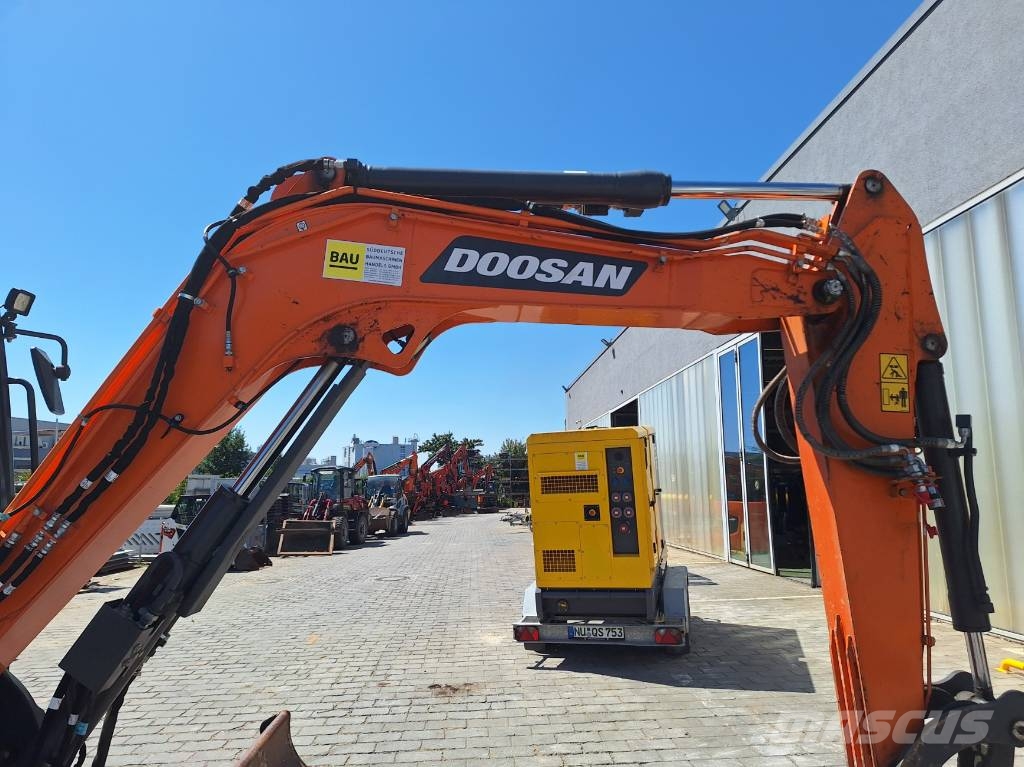 Doosan DX 55R-7 Mini excavadoras < 7t