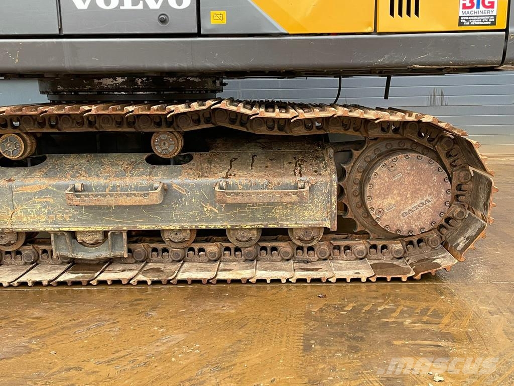 Volvo EC160ENL حفارات زحافة