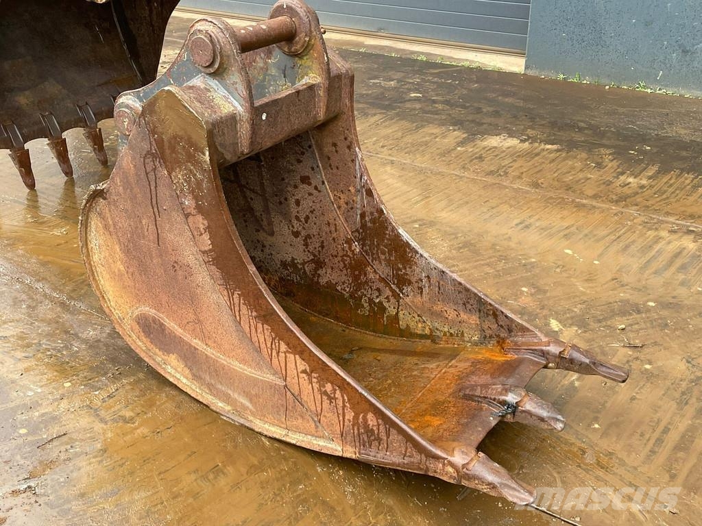 Volvo EC160ENL حفارات زحافة