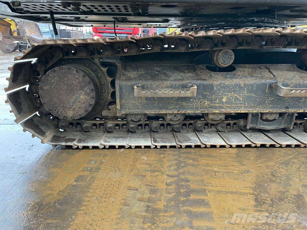 Volvo EC160ENL حفارات زحافة