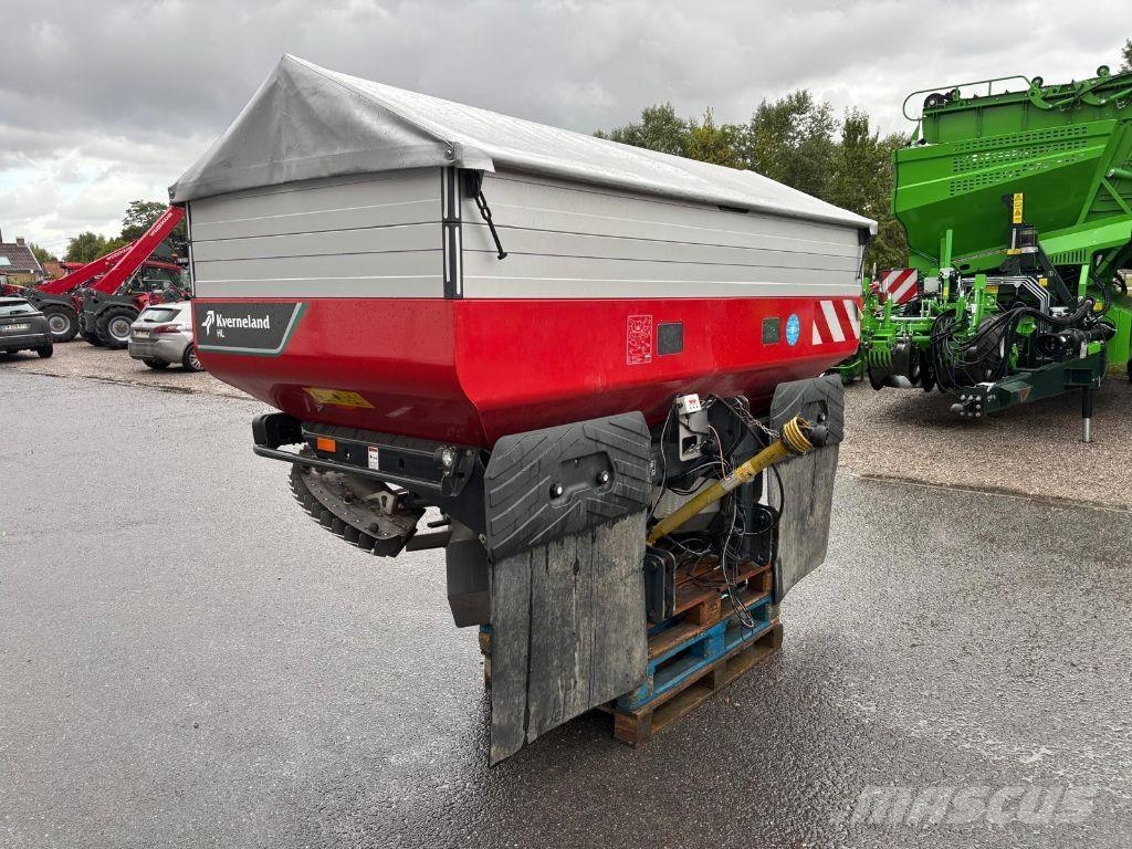 Kverneland Hl 3225 معدات رش أسمدة