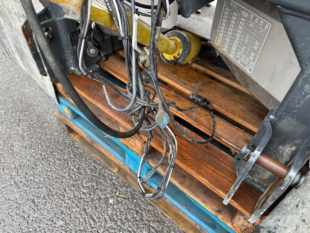 Kverneland Hl 3225 Liquid fertilizer applicators