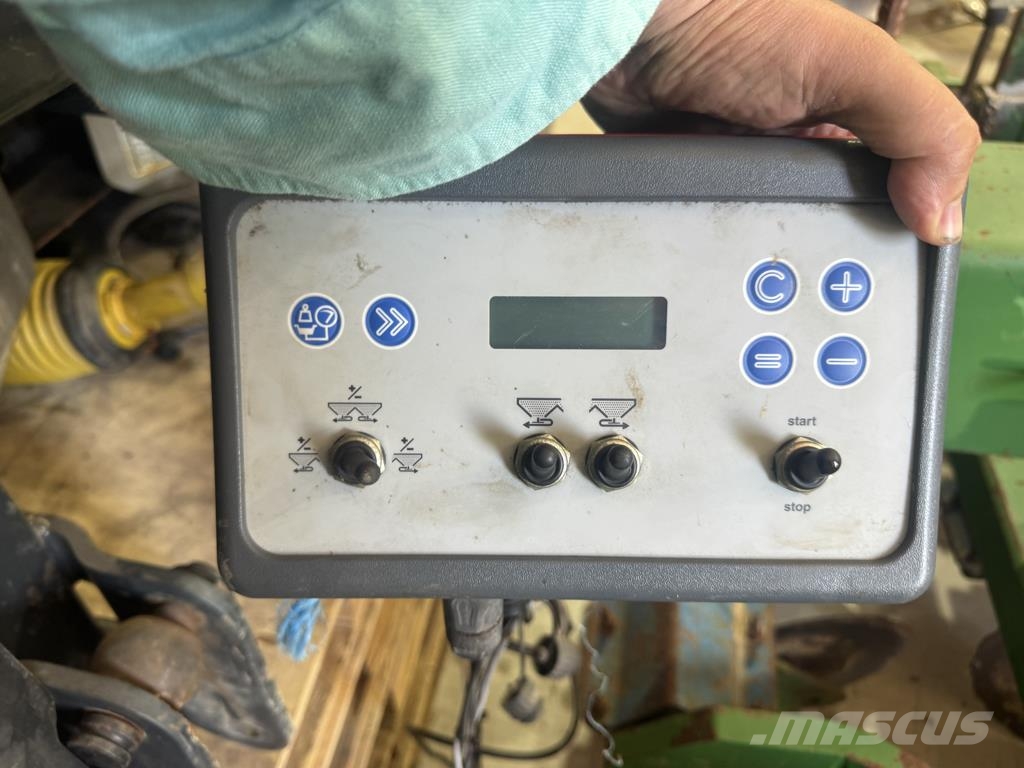 Kverneland Hl 3225 Ruiskulannoittimet