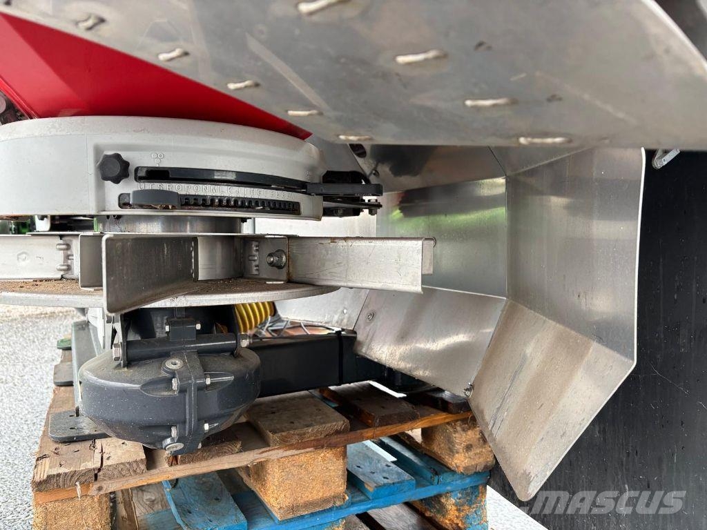 Kverneland Hl 3225 Ruiskulannoittimet