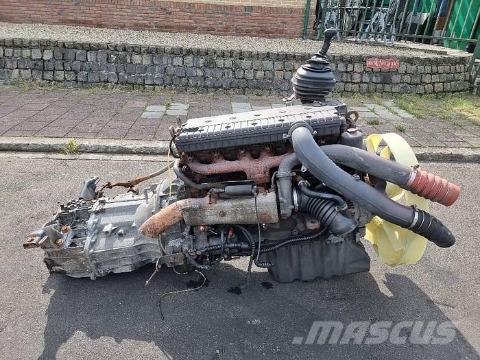 Mercedes-Benz OM906LA.111/2-00 Otros componentes