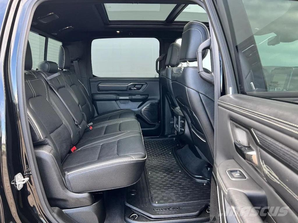 Dodge Ram 1500 5.7 HEMI V8 Night Edition | LIMITED | Luc Sõiduautod