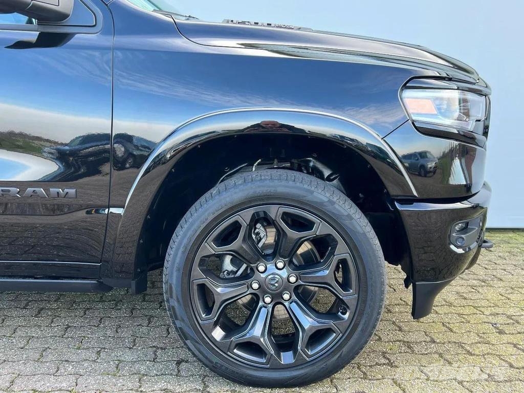 Dodge Ram 1500 5.7 HEMI V8 Night Edition | LIMITED | Luc Sõiduautod