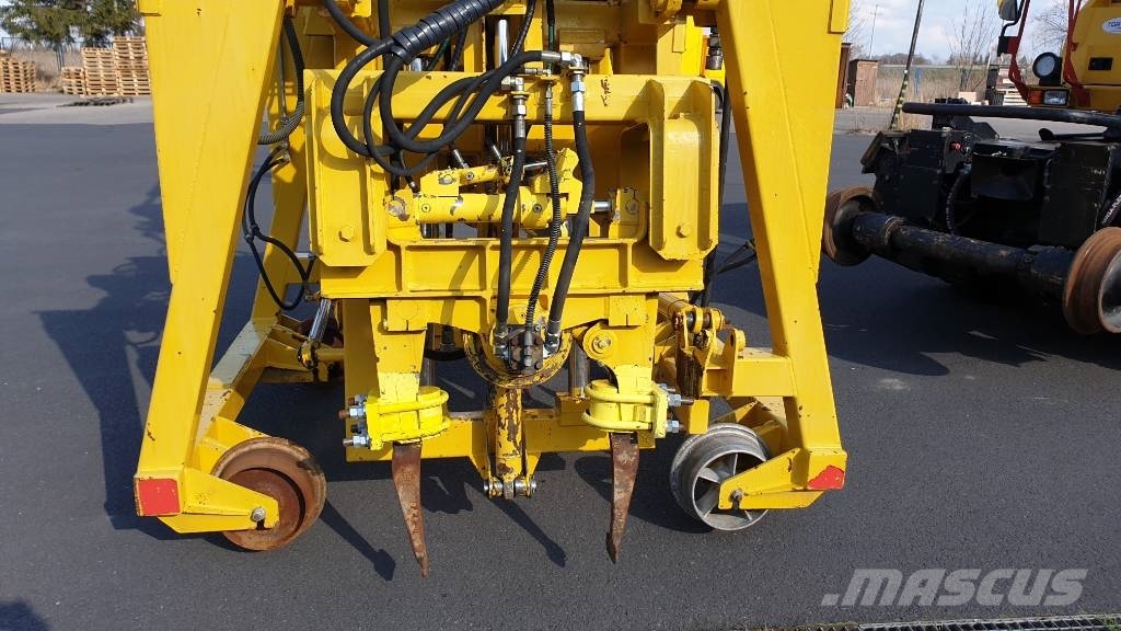 Geismar MB8A TRACK AND TURNOUTS TAMPING UNIT MB8A RAIL Ostalo za građevinarstvo