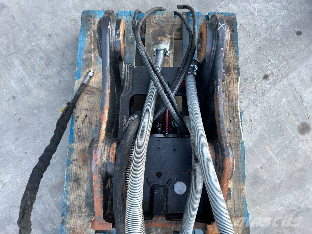 OilQuick OQ65 - M314F / M316F / M318F Brze spojke