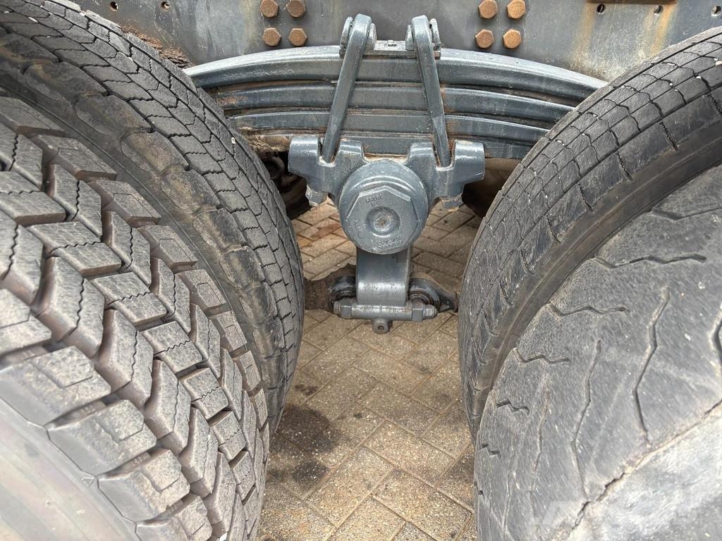 Scania P 410 + FASSI F 165 - 2X EXT. + 8X4 + HOOK ARM SYS Grúas todo terreno