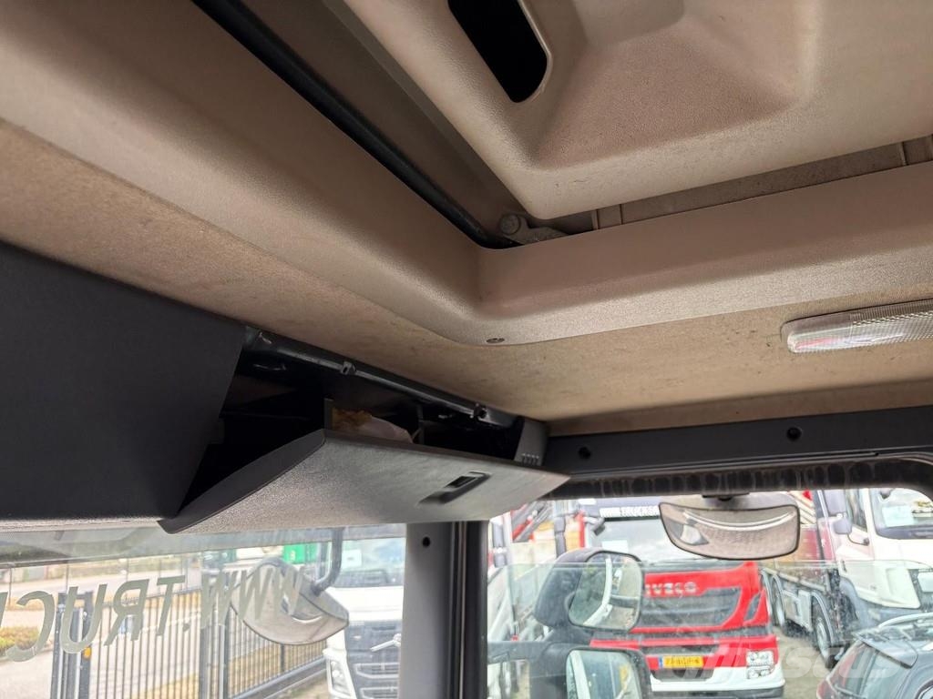 Scania P 410 + FASSI F 165 - 2X EXT. + 8X4 + HOOK ARM SYS Grúas todo terreno