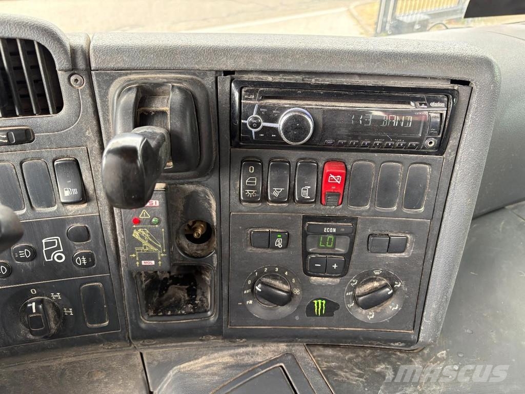 Scania P 410 + FASSI F 165 - 2X EXT. + 8X4 + HOOK ARM SYS Grúas todo terreno