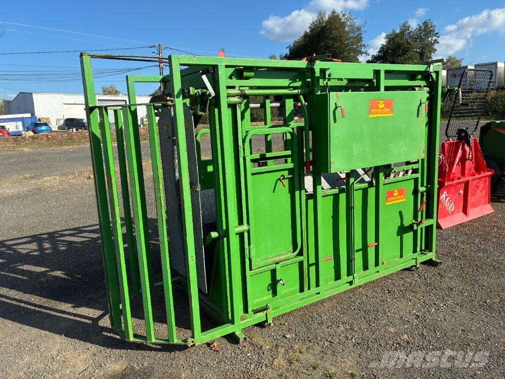  MARECHALLE PM 2400 Otra maquinaria agrícola