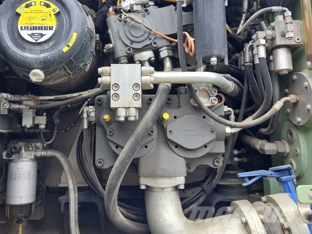 Liebherr R 950 SME Telakaivukoneet