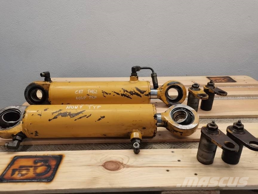 CAT TH 62 hydraulic piston Wysięgniki i ramiona