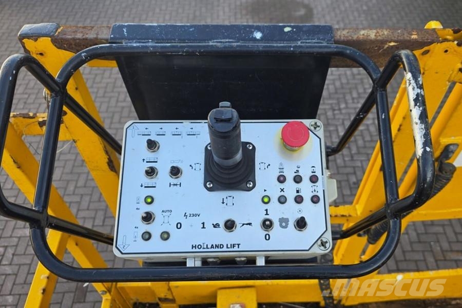Holland Lift Combistar B-195DL25 4WD/P/N Diesel, 21.5m Working Scissor lifts