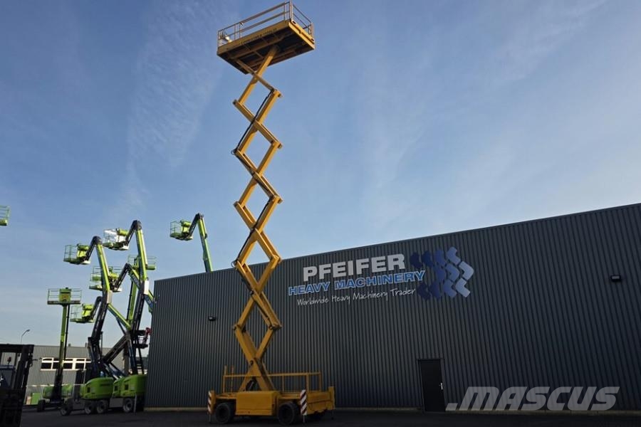 Holland Lift Combistar B-195DL25 4WD/P/N Diesel, 21.5m Working Scissor lifts