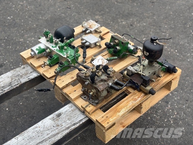 Liebherr R 944 B USED HYDRAULIC PARTS COMPLET Hydraulik