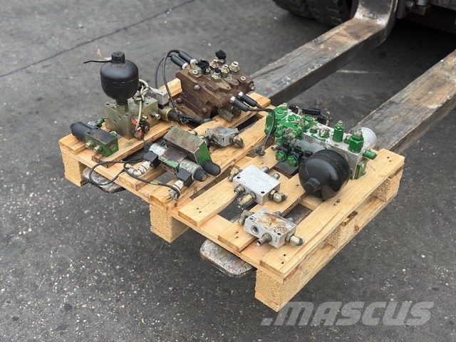Liebherr R 944 B USED HYDRAULIC PARTS COMPLET Hydraulik