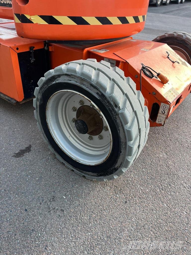 JLG E450 AJ Zglobne podizne platforme