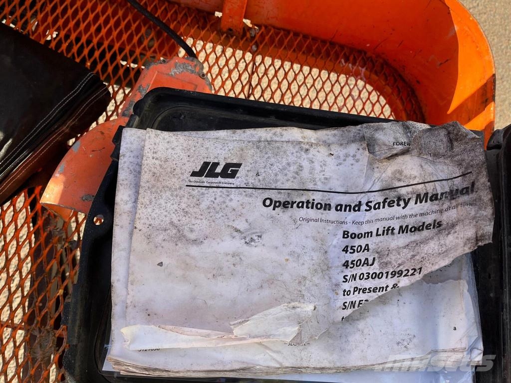 JLG E450 AJ Zglobne podizne platforme