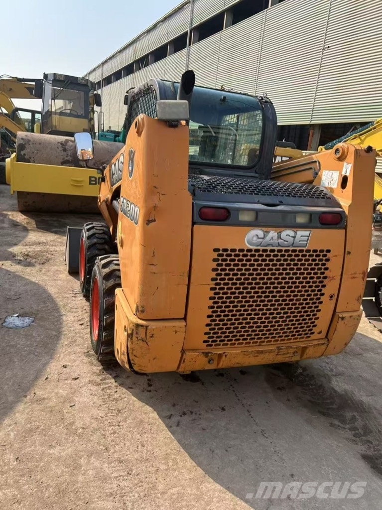 CASE SR 200 Φορτωτάκια