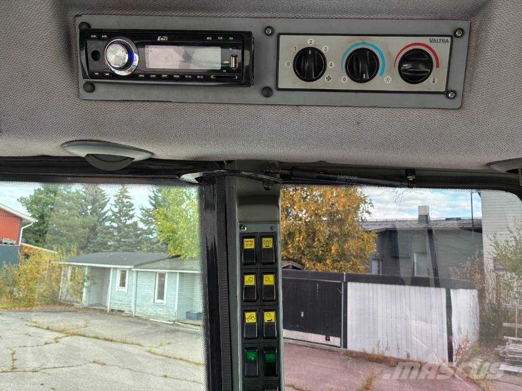 Valtra T190 Traktori