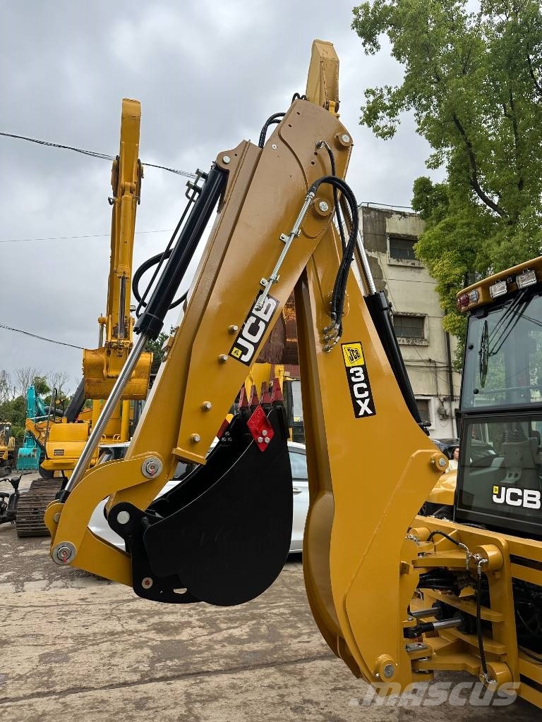 JCB 3CX Buldoexcavatoare