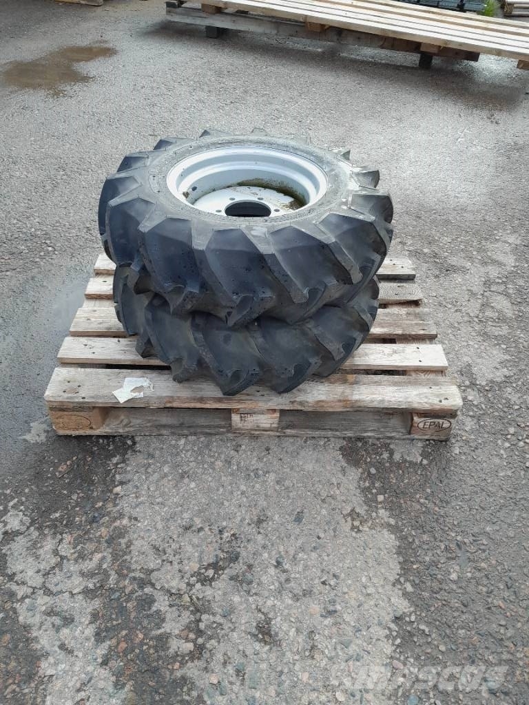 Bridgestone 9,5-16 Hjul Roti