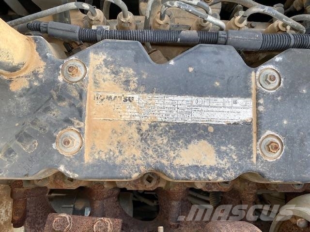 Komatsu PC 210 LC-8 حفارات زحافة