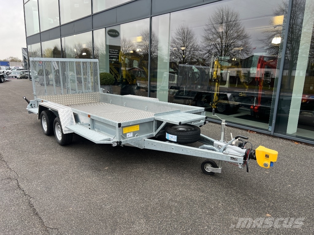 Variant 3518 m4 Autotransporter prikolice