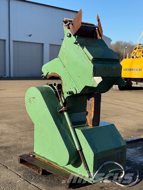 Bauer Heavy-Duty Industrial Granulator Shredder do kabla آلات تمزيق المخلفات