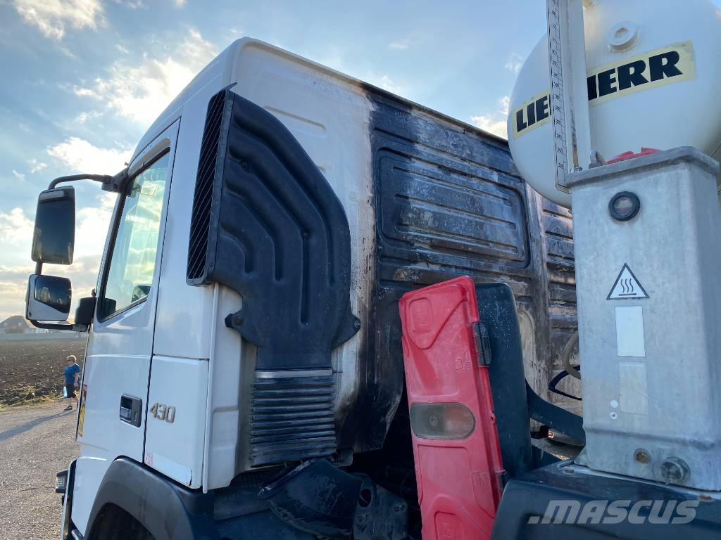 Volvo FMX 430/LIEBHERR 905 9m³ endommagé Betongbiler