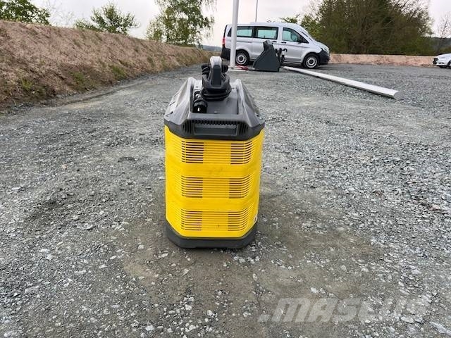 Wacker Neuson FUH70/6/42s Stroje na výrobu betonových prefabrikátů