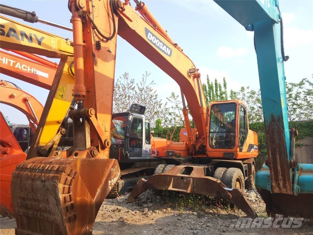 Doosan DH210W-7 Excavadoras de ruedas