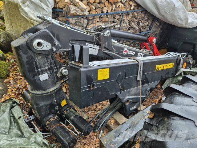 Mesera M102RT73A harvesterinosturi Harvester šumarske dizalice