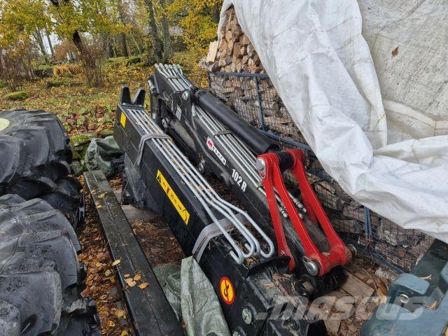 Mesera M102RT73A harvesterinosturi Harvester šumarske dizalice