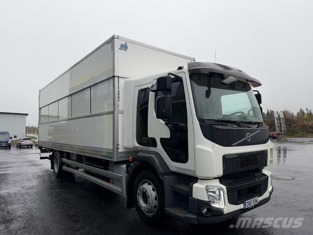 Volvo FL Umpikorikuorma-autot