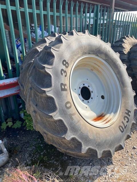 Mitas 560/70R38 & 480/70R28 WHEELS Opony, koła i felgi