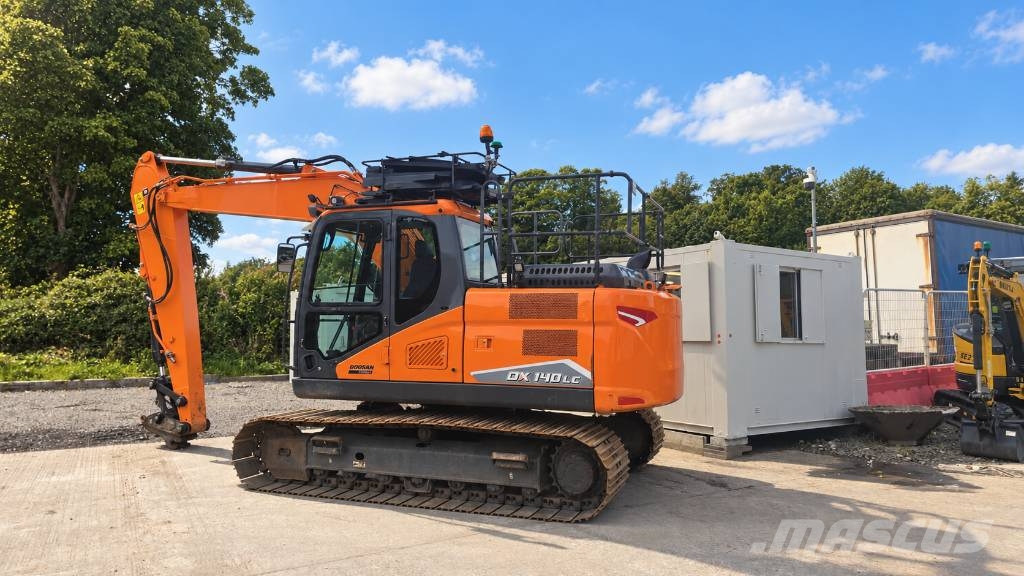 Doosan DX 140 LC Raupenbagger
