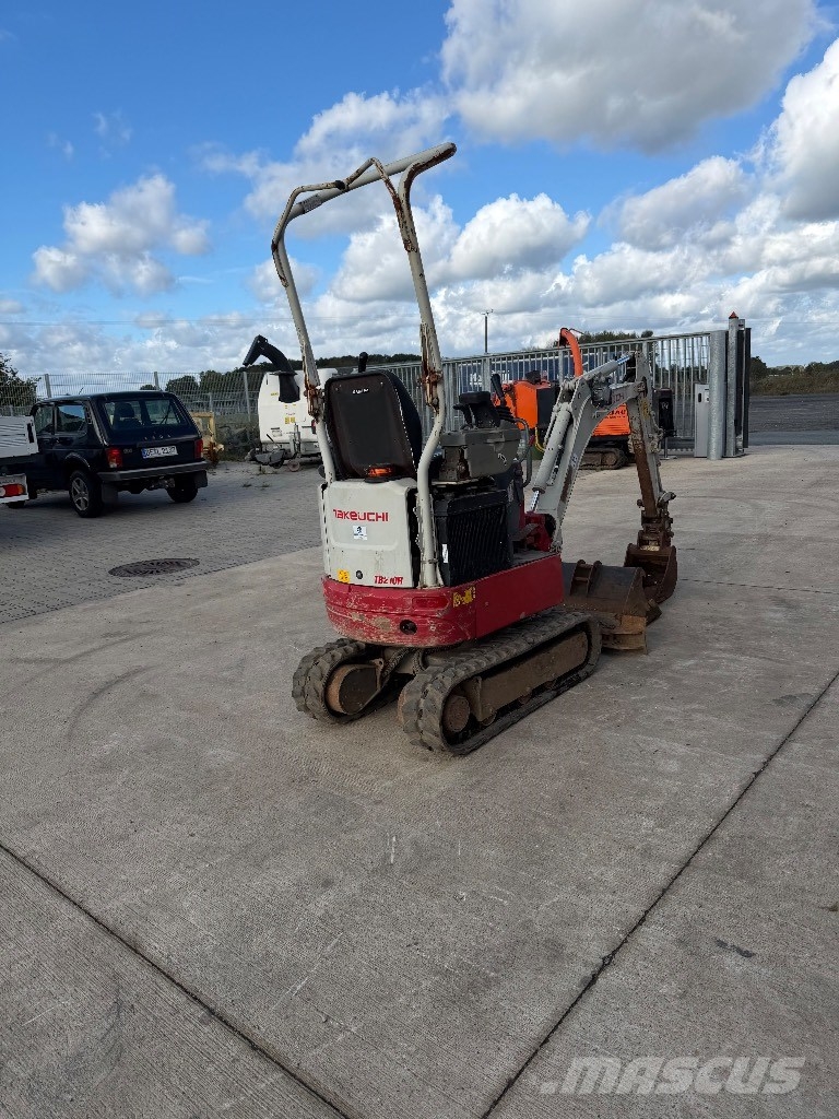 Takeuchi TB 210 R Minibagger < 7t