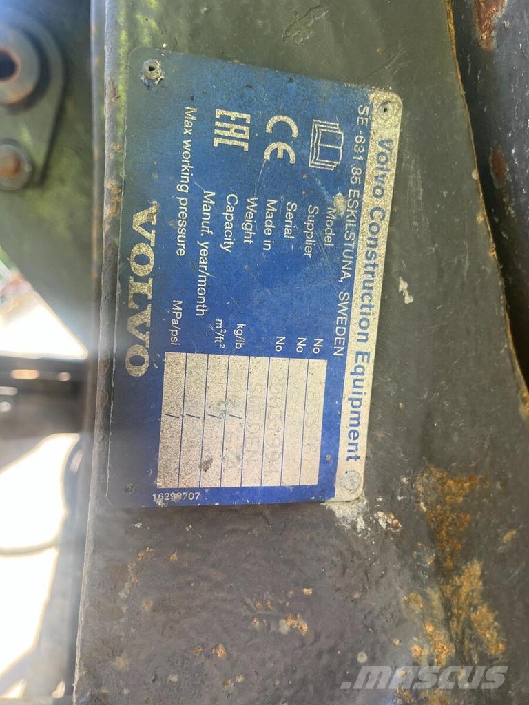 Volvo L110 H لوادر بعجل