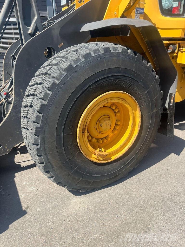 Volvo L110 H لوادر بعجل