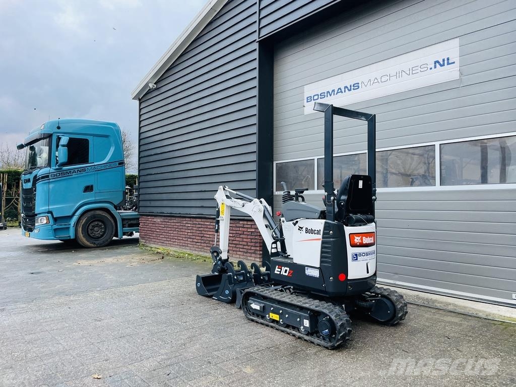 Bobcat E10z minigraver NIEUW incl CW05 wissel + 3 bakken Minikoparki