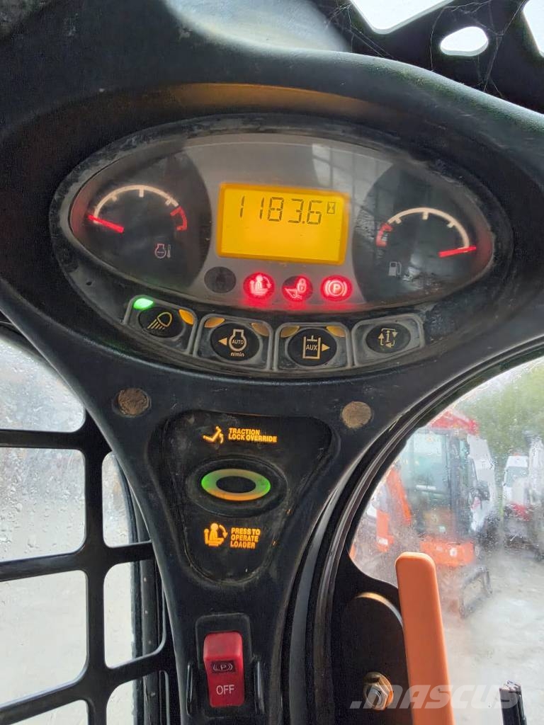 Bobcat T 590 Schrankladers