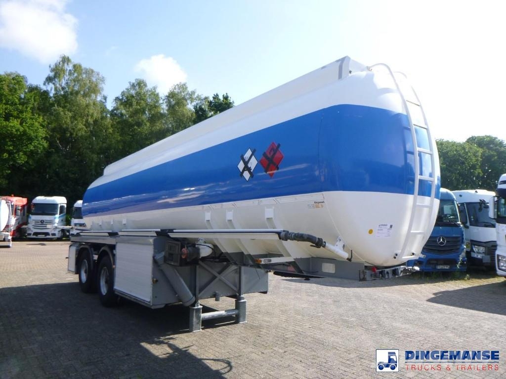 Dijssel Fuel tank alu 35.3 m3 / 5 comp Tankopleggers