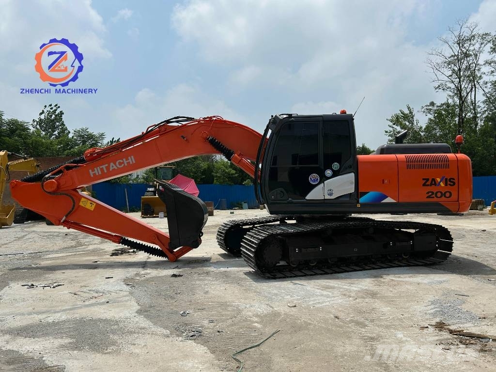 Hitachi ZX 200-5B/Japan Original/Latest model, 2023, Mexico