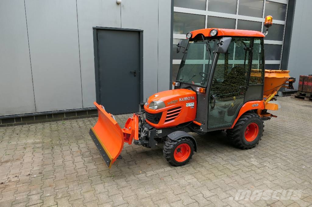 Kubota BX 2350 Manji traktori