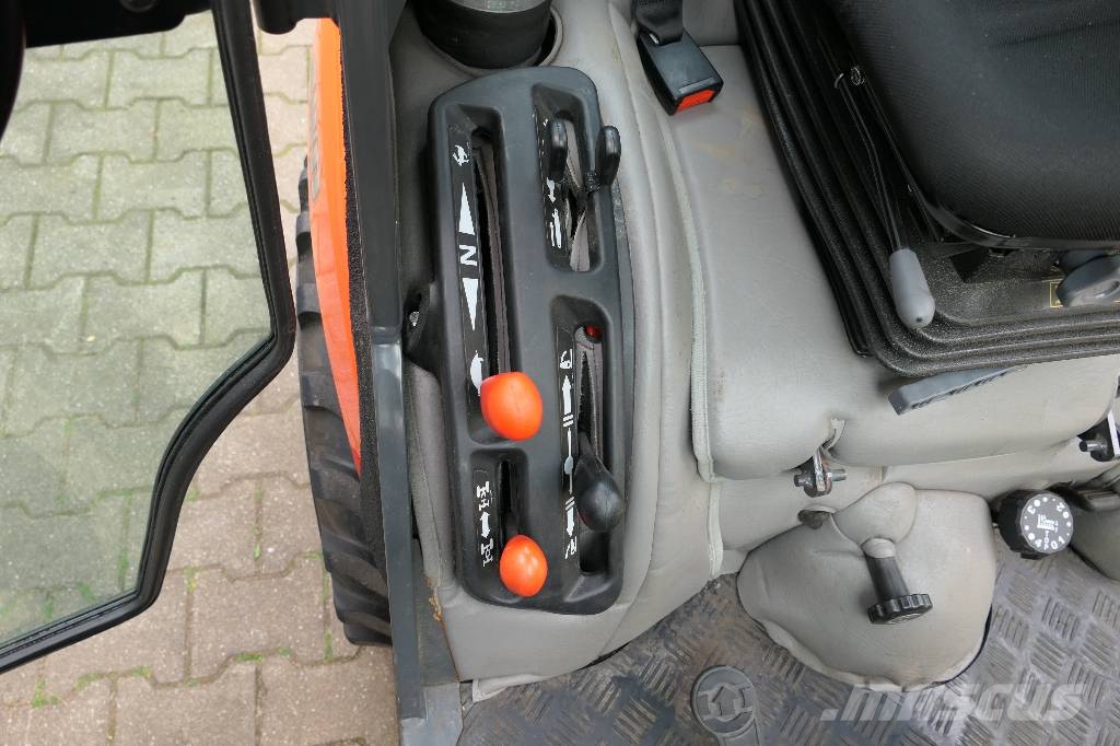 Kubota BX 2350 Manji traktori