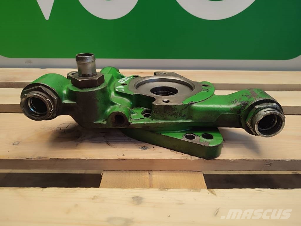 John Deere Charge pump 254145 John Deere 6920 Mootorid